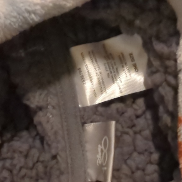 Disney - Picture 3 of 3